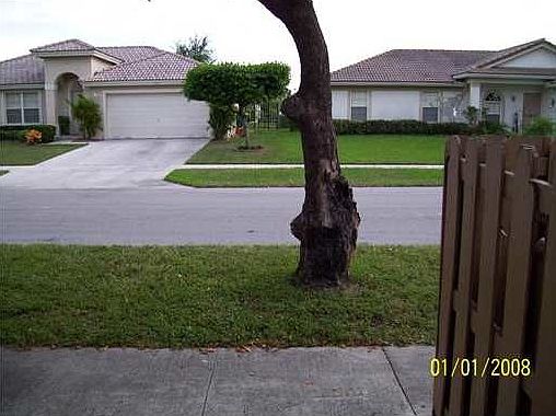 2nd image of 5205 NW 23rd St