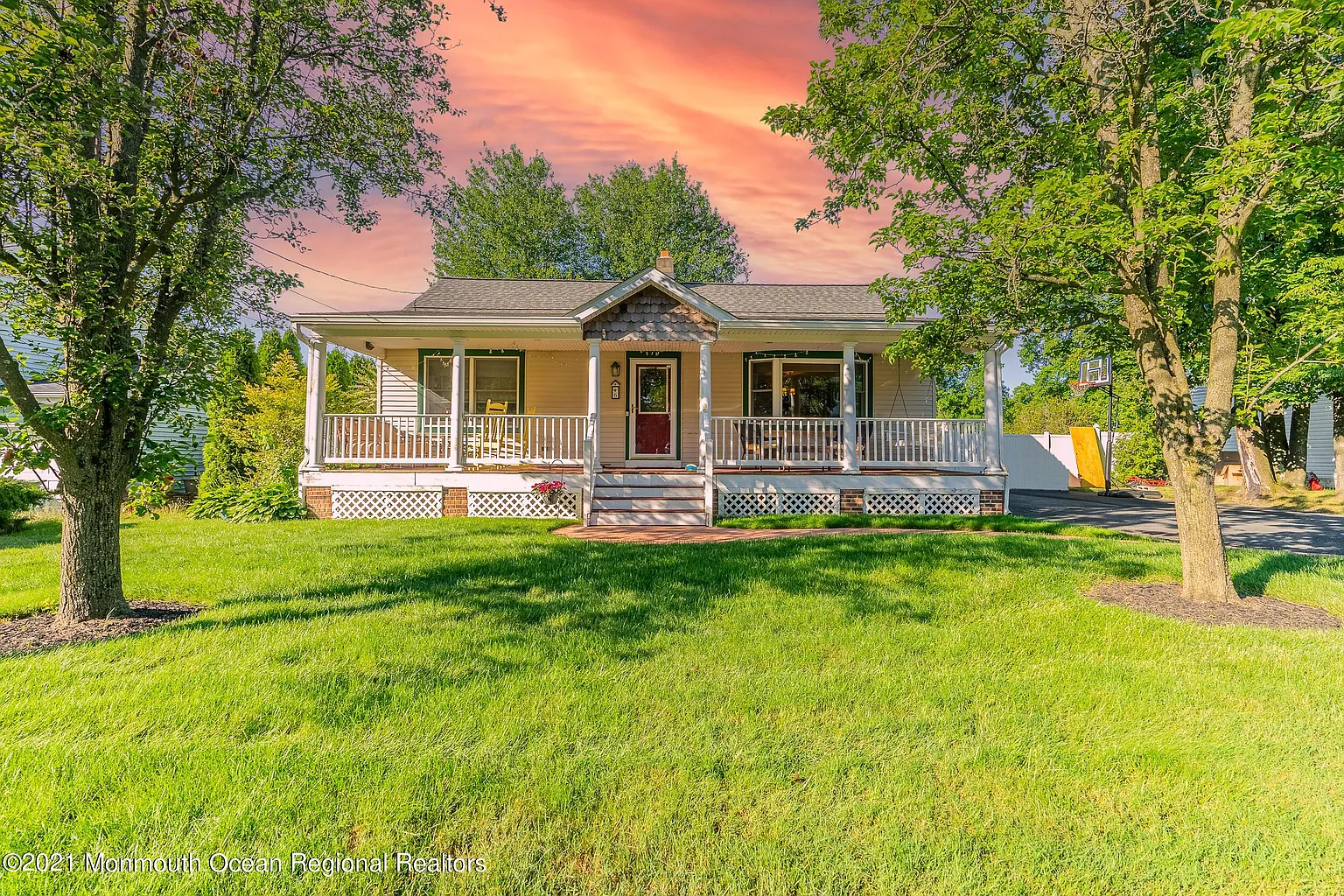 6 Elm Dr photo 1