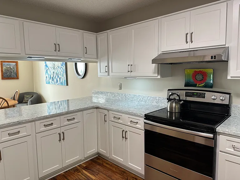 1050 S Saint Vrain Ave #F2 — Photo 11