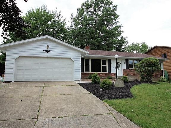 2nd image of 7112 Laura Lee Ln