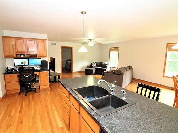 5th image of 286 Dancette Ct