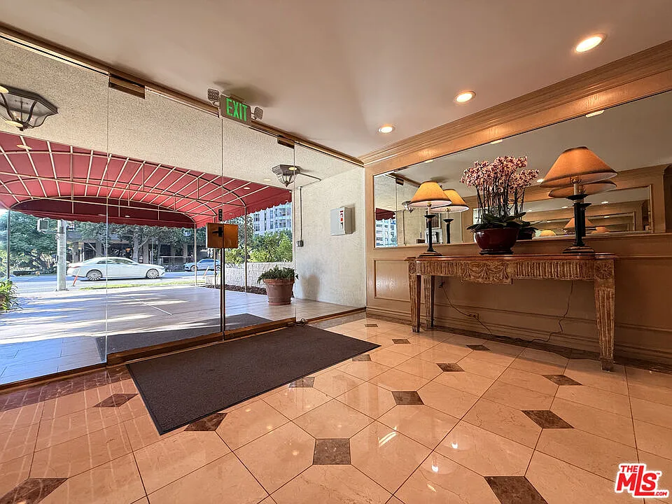 10751 Wilshire Blvd #603