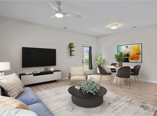 68 W County St, Hampton, VA 23663