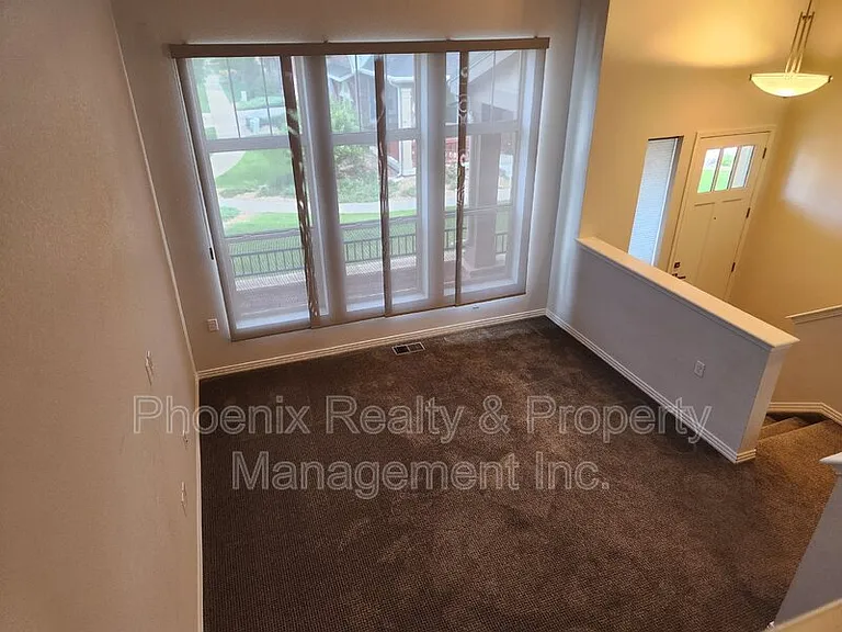 589 Gallegos Cir — Photo 12