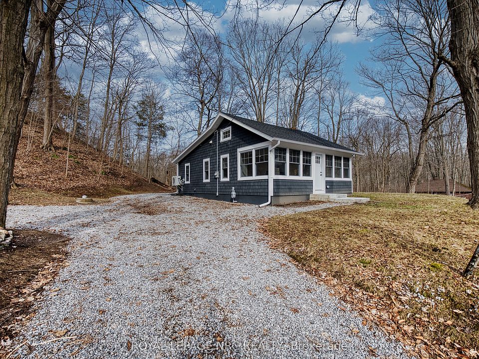 1st image of 212 Holloway Bay Rd S