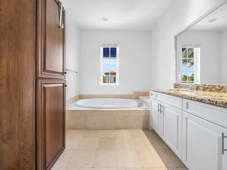 824 Virginia Garden Dr — Photo 31