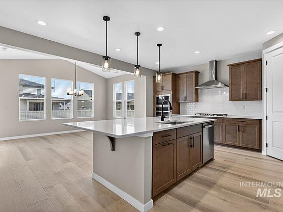 6th image of this home