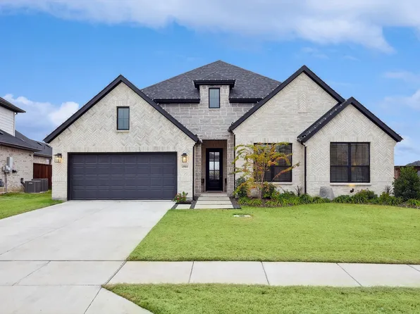 4904 Long Pond Trl, Roanoke, TX 76262