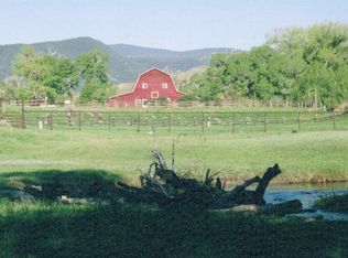 988 Rock Creek Rd, Buffalo, WY 82834