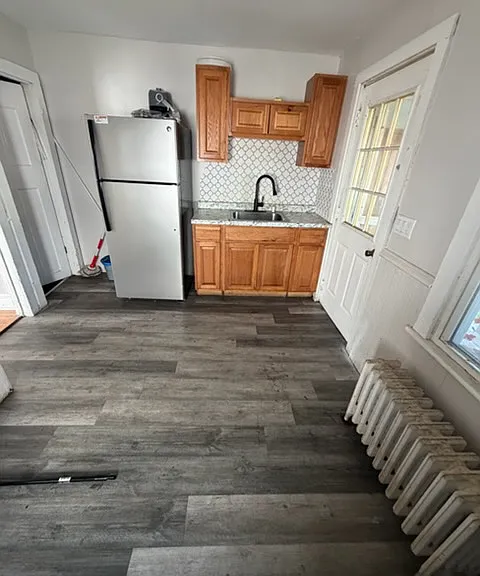619 Dean St — Photo 5