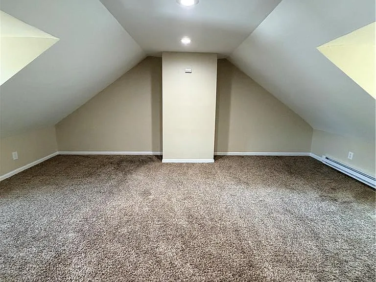 718 Ferry St — Photo 22