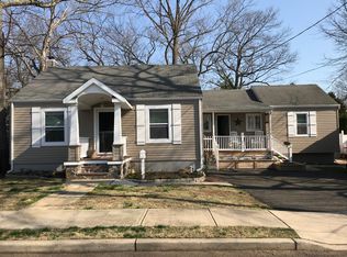 213 Fernhead Ave, Monroe Township, NJ 08831