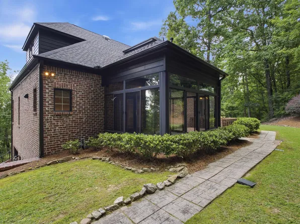 911 Velmont Ln, Birmingham, AL 35226