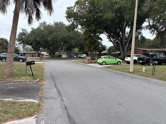 4th image of 204 Bobbie Cir