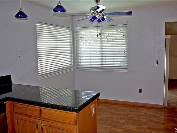 4th image of 1641 Putnam Way