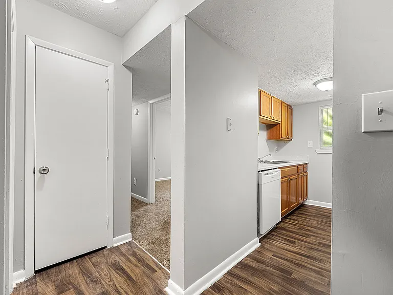 Bradford Gwinnett Apartments — Photo 11