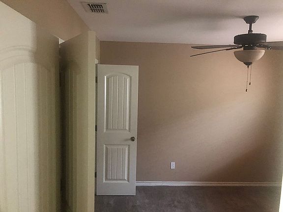 5th image of 6229 Queen Bess Dr