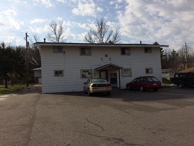 1st image of 1218 E Wausau Ave