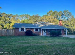 4513 Burns St, Moss Point, MS 39563