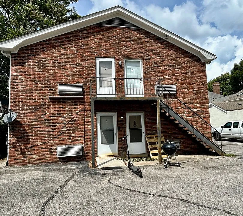140 Kentucky Ave #7