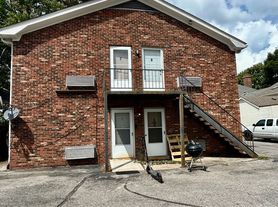140 Kentucky Ave
