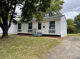 3074 Whitlow Rd, Columbus, OH 43232