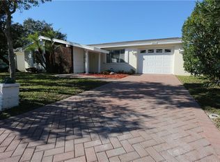 3901 Sail Dr, New Port Richey, FL 34652