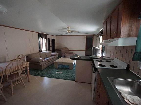5th image of 506 W Tyler Ave