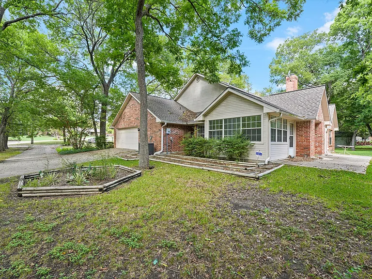 120 Hope Cir — Photo 20