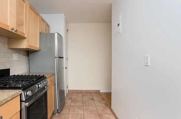 Rented by Emor Management Inc. | media 33