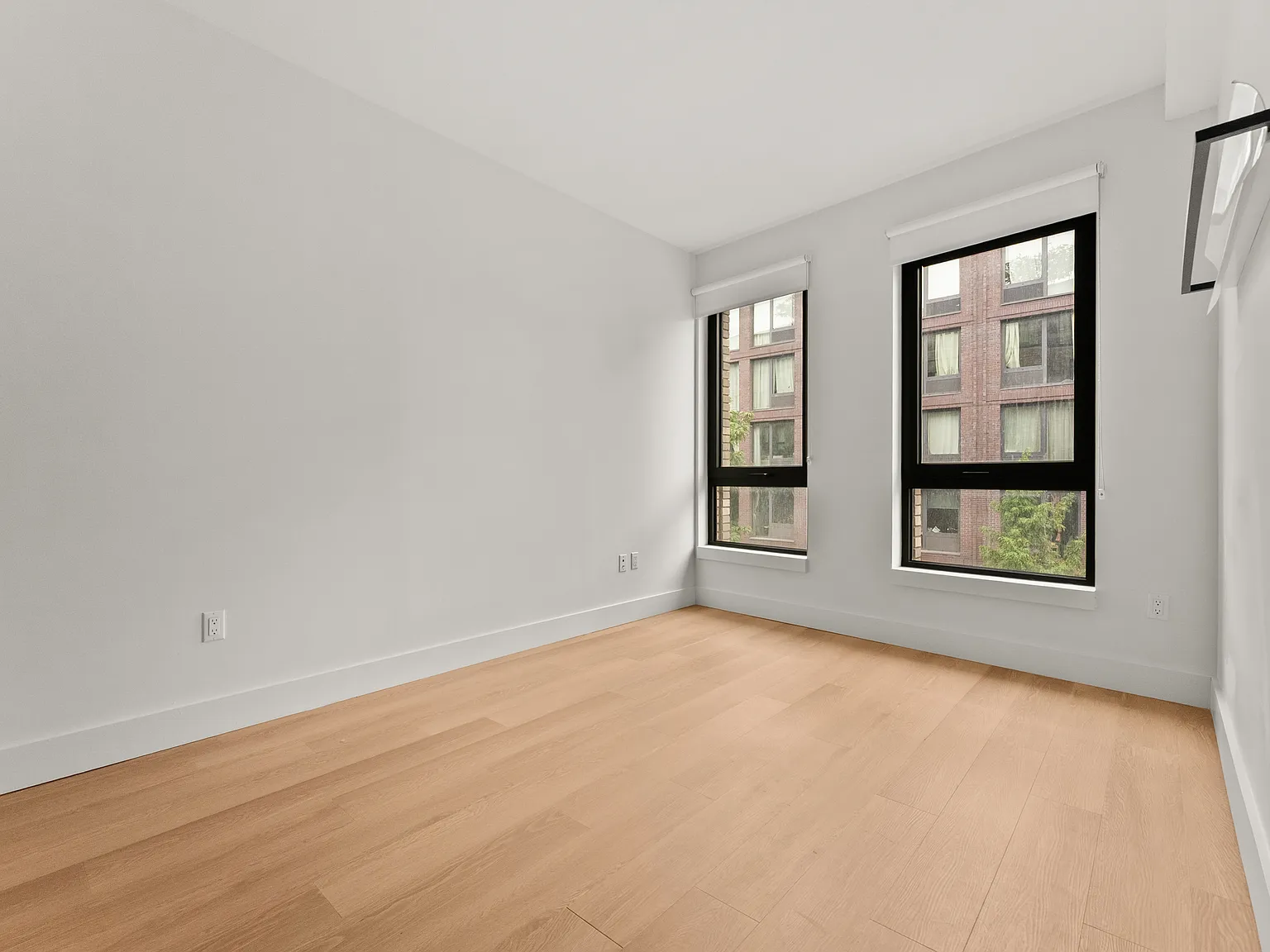 130 Hope Street — Photo 3