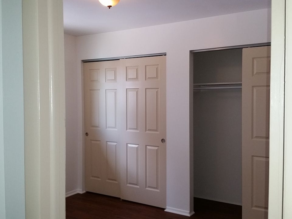 2nd image of 715 Parker St APT 1B