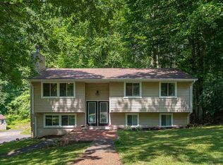 86 Lumber Ln, Barboursville, VA