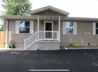 620 French Ct, Canton, IL 61520