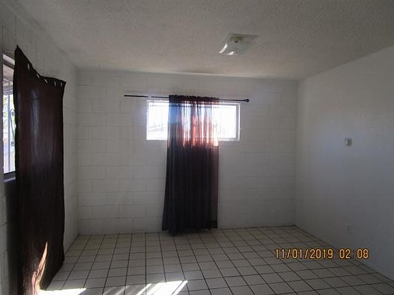 3rd image of 7619 Howard St