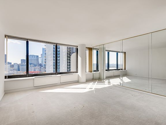 3rd image of 155 N Harbor Dr APT 2702