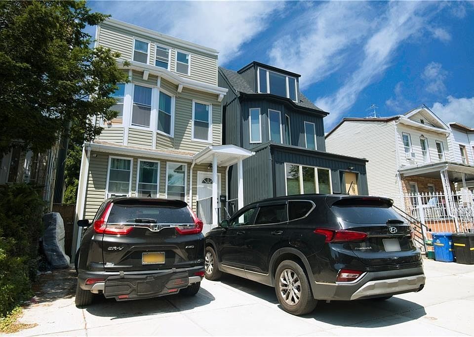 1st image of 374 E 9th St