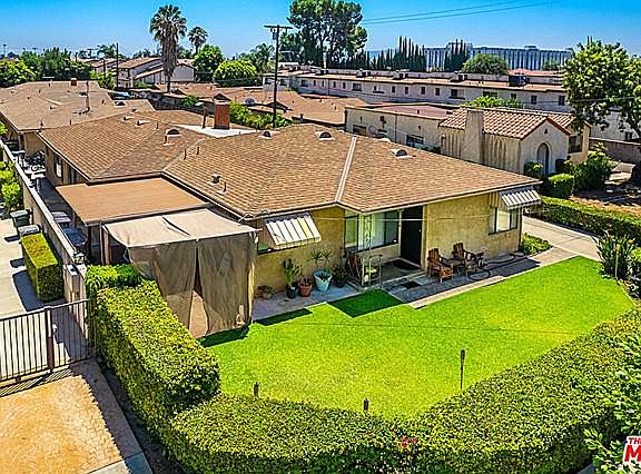 2nd image of 1404 S Del Mar Ave