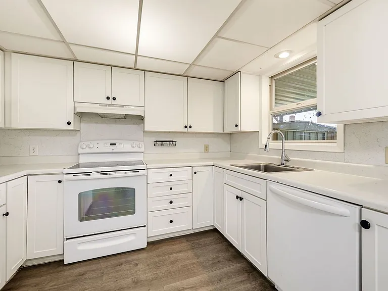 1007 Murray Ave — Photo 13