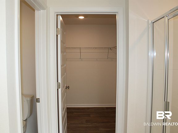 3rd image of 24172 Veranda Cir