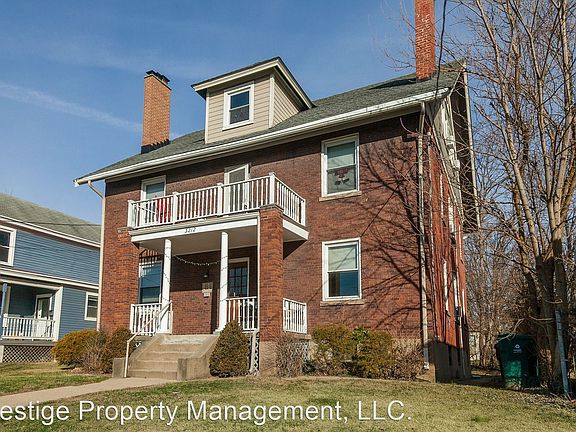 4th image of 3212 Bach Ave #2