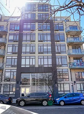 Rented by Compass | media 22