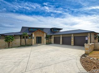 8610 Terra Dl, San Antonio, TX 78255