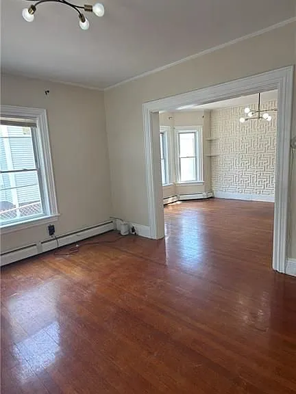 228 Baker St — Photo 2