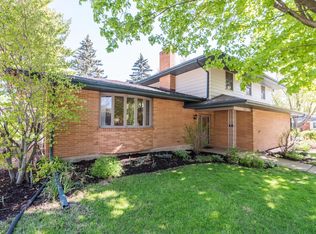 121 Pooler Ave, Dekalb, IL 60115