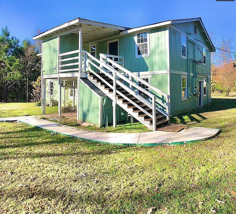 2 bed, $950 — Photo 1