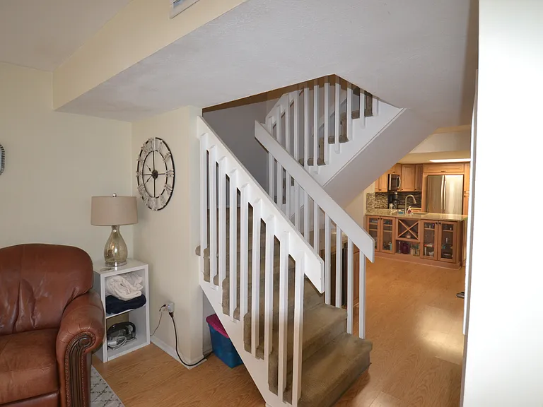 3379 Fox Hunt Dr — Photo 11