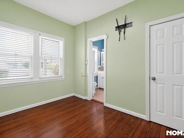 189 Lafayette Ave — Photo 19