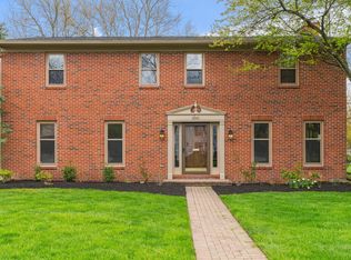 1541 Bridgeton Dr, Columbus, OH 43220