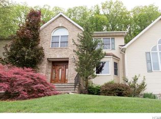 4 Pyngyp Rd, Stony Pt, NY 10980